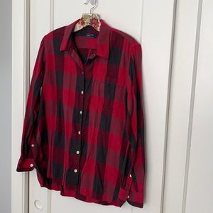 Gap Petite Buffalo Plaid Button-up
